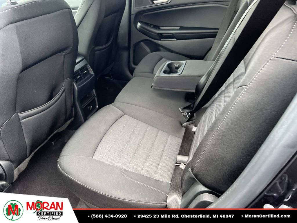 Used 2022 Ford Edge SE AWD/4WD image 13