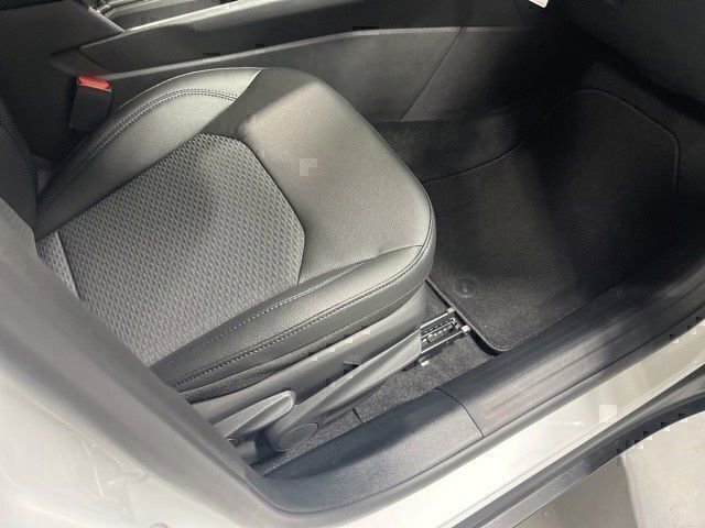 New 2026 Jeep Compass Latitude image 23