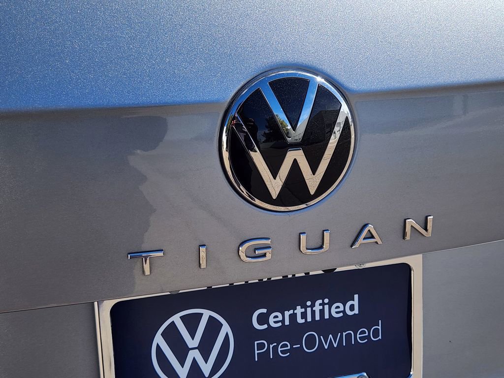 Certified 2024 Volkswagen Tiguan SE image 14