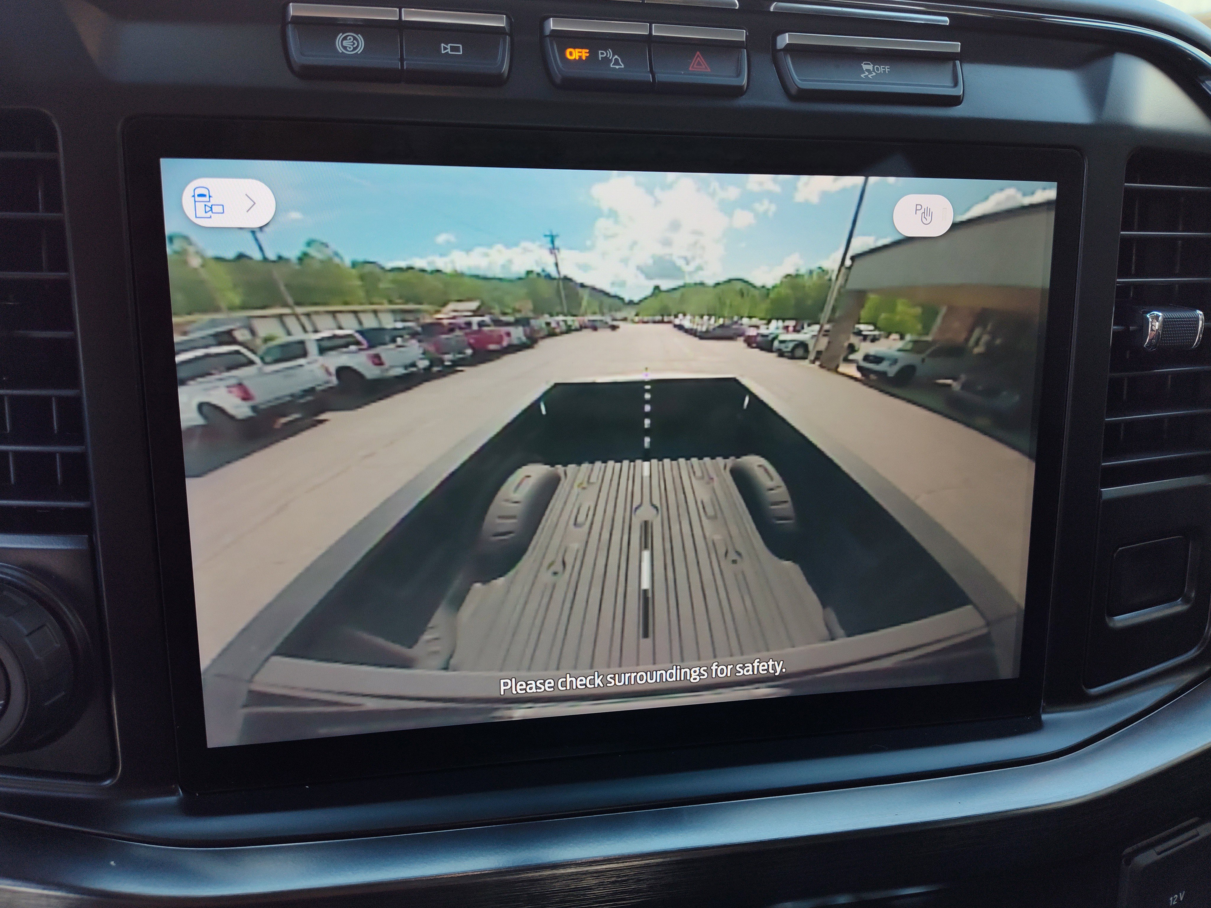 Used 2024 Ford F250 Lariat w/ Lariat Ultimate Package image 39