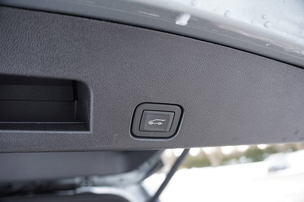 Certified 2024 GMC Acadia AT4 w/ Super Cruise Package image 24