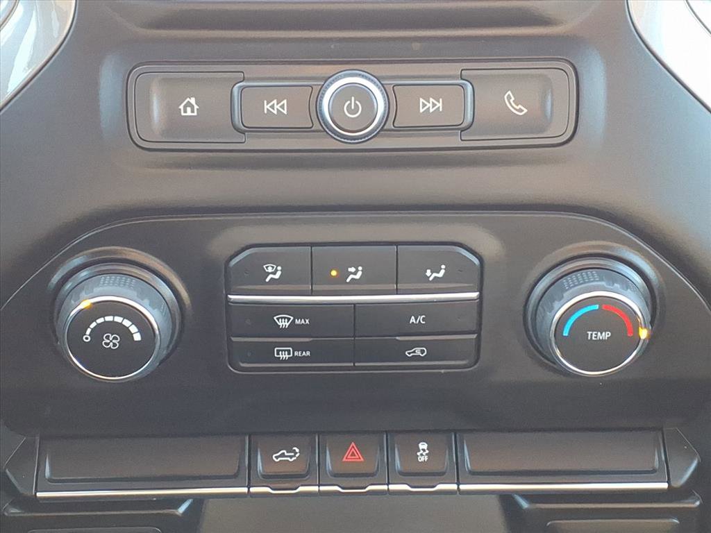 Used 2022 Chevrolet Silverado 2500 Custom w/ Custom Value Package image 16