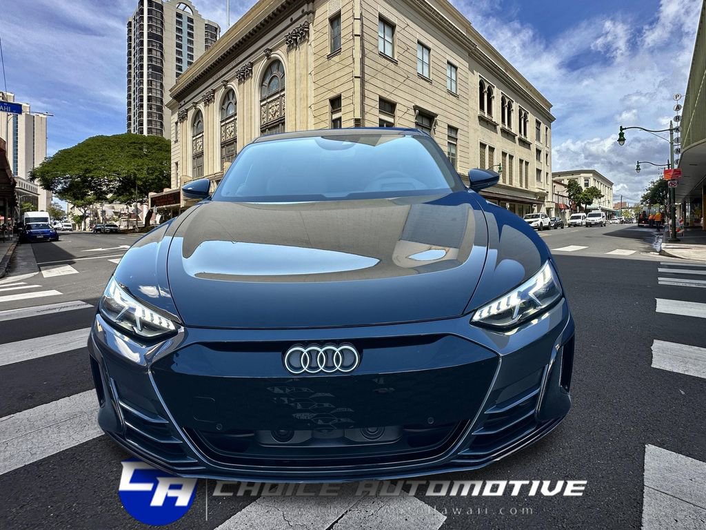 Used 2024 Audi e-tron GT Prestige w/ Prestige Package image 11
