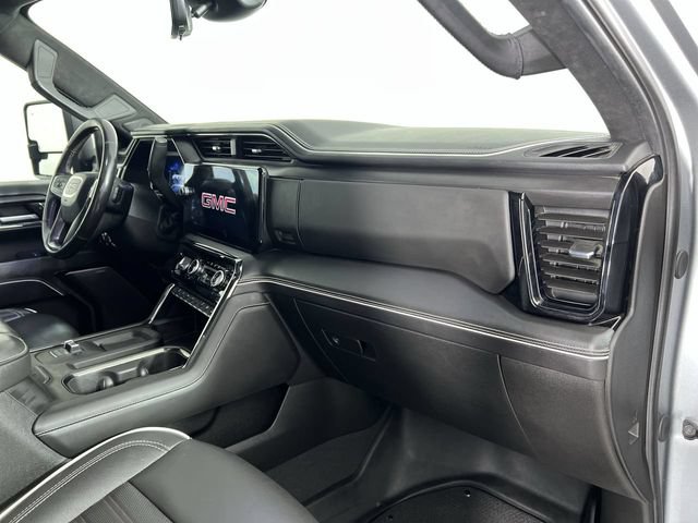 Used 2024 GMC Sierra 2500 AT4X AWD/4WD image 30
