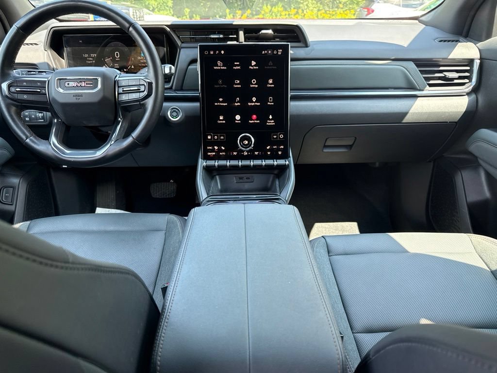 Used 2026 GMC Terrain AT4 w/ LPO, Floor Liner Package AWD/4WD image 17