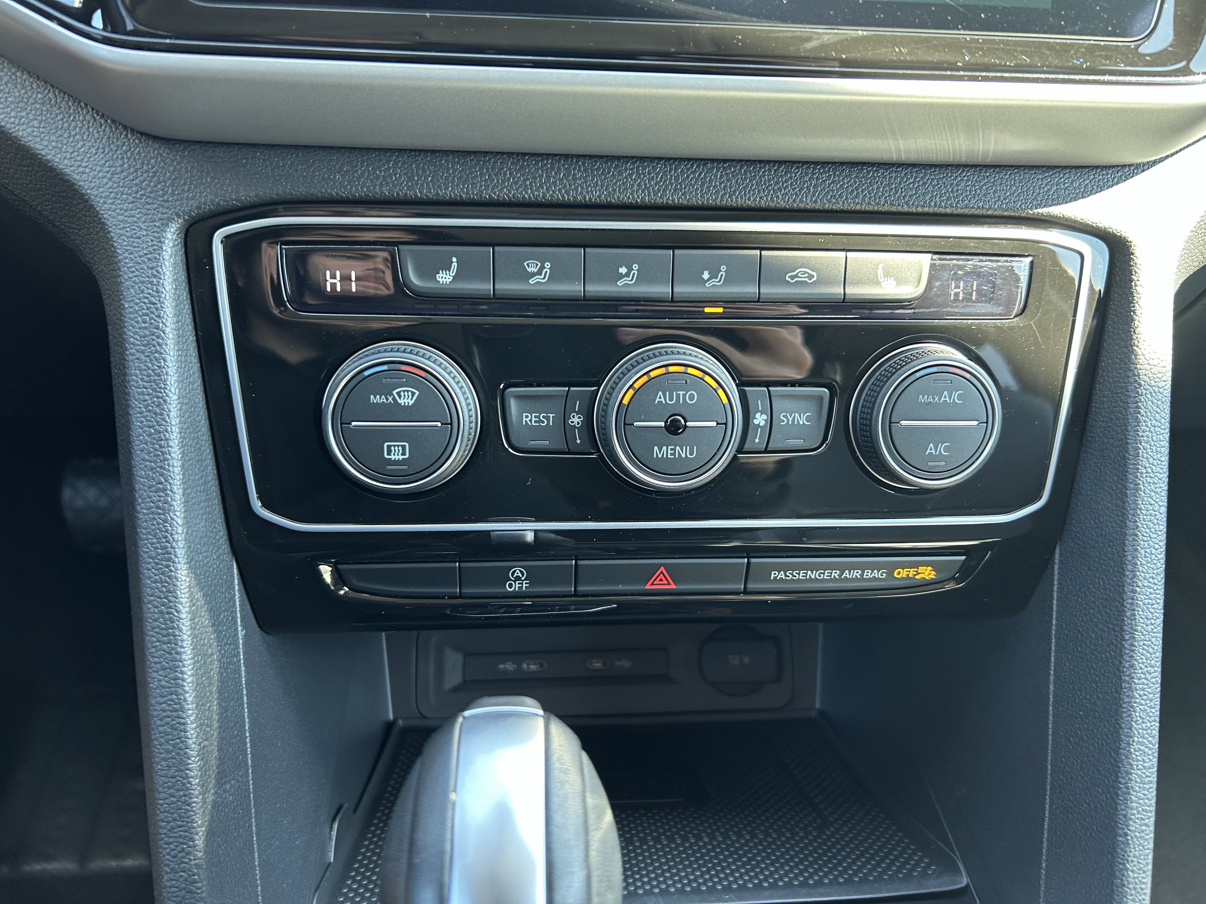 Certified 2023 Volkswagen Atlas SE AWD/4WD image 14
