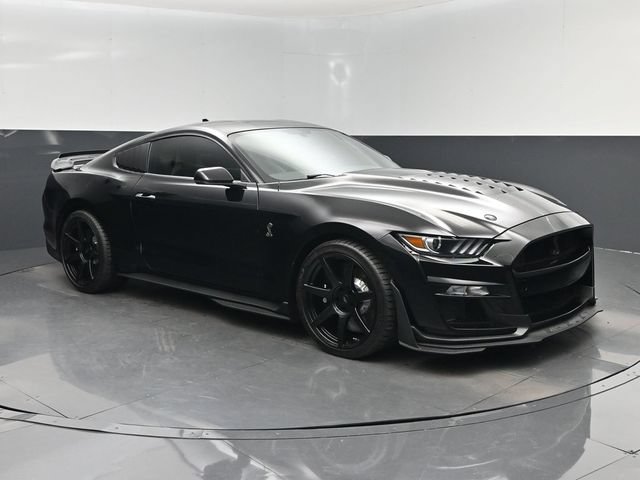 Used 2021 Ford Mustang Shelby GT500 w/ Technology Package RWD image 1