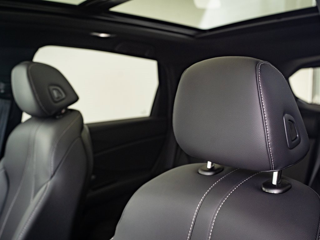 Certified 2025 Acura RDX SH-AWD image 20