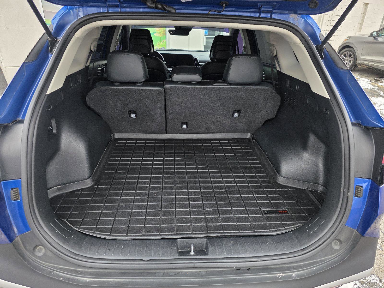 Used 2023 Kia Sportage EX image 25