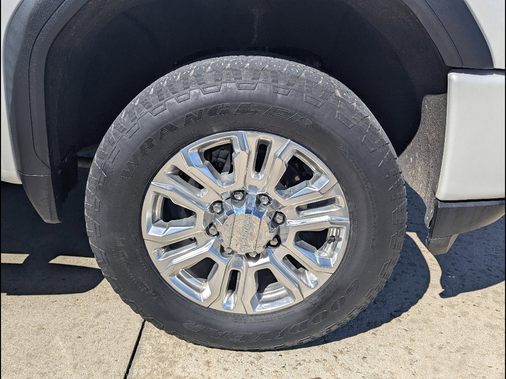 Used 2020 GMC Sierra 2500 Denali w/ Denali Ultimate Package image 19