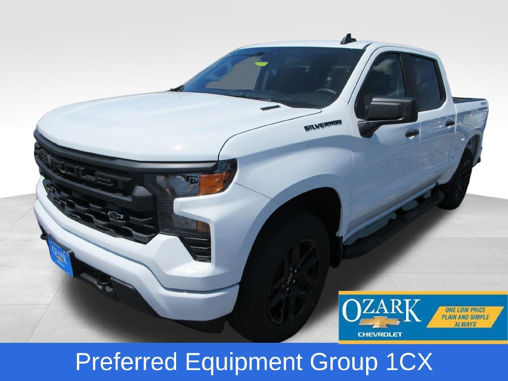 New 2026 Chevrolet Silverado 1500 Custom w/ Turbomax Blackout Package AWD/4WD 360° Tour