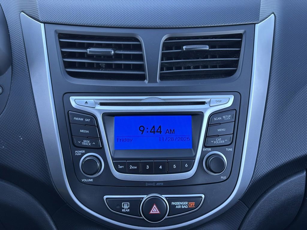 Used 2014 Hyundai Accent GS image 23