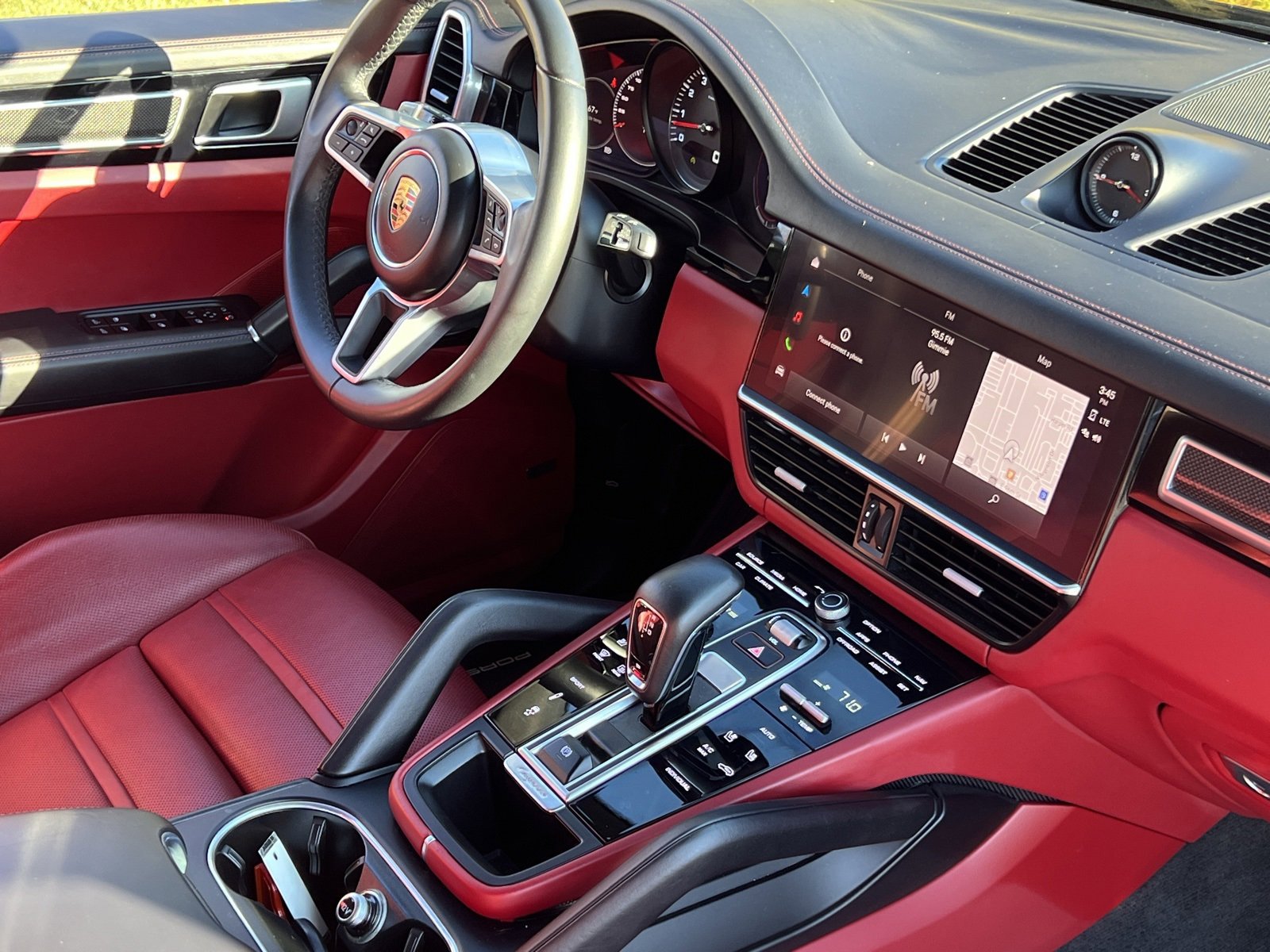 Certified 2022 Porsche Cayenne S Platinum image 15