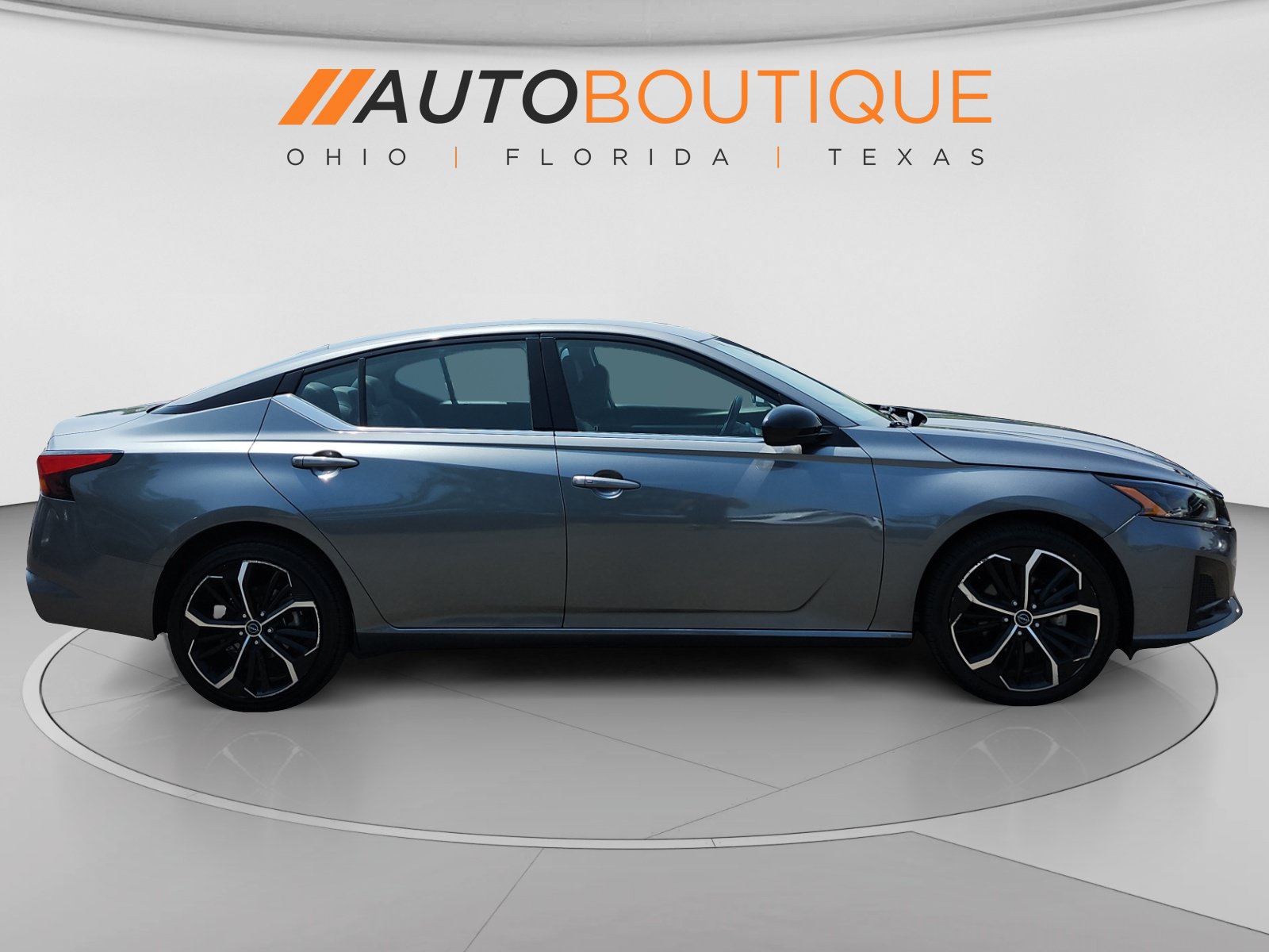 Used 2023 Nissan Altima 2.5 SR AWD/4WD image 6
