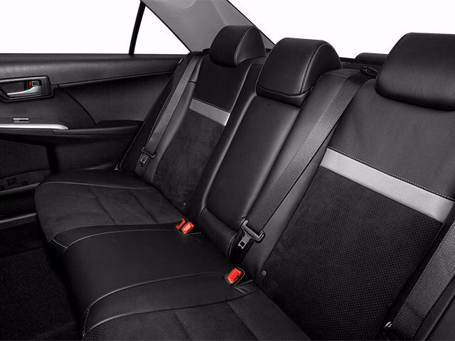 Used 2014 Toyota Camry SE FWD image 14
