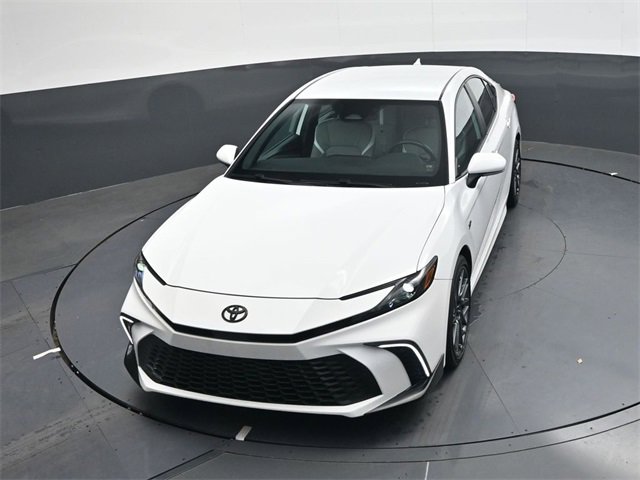 Used 2025 Toyota Camry SE w/ Convenience Package image 21