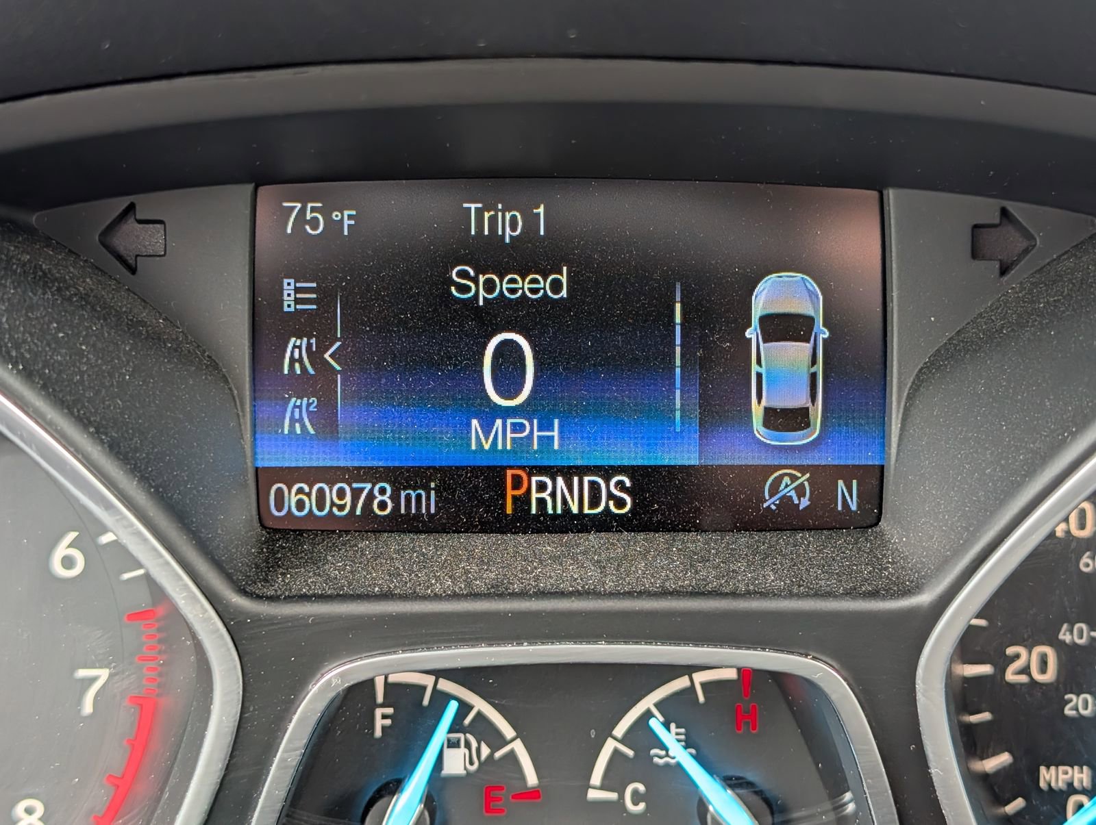 Used 2019 Ford Escape SEL image 10