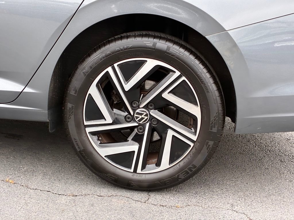 Used 2024 Volkswagen Jetta SEL FWD image 51