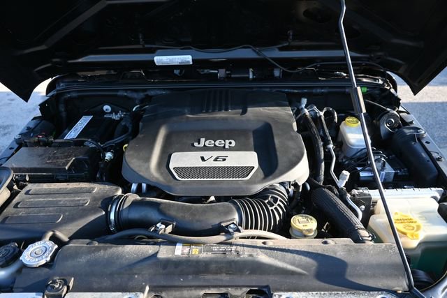 Used 2018 Jeep Wrangler Unlimited Sport S image 20