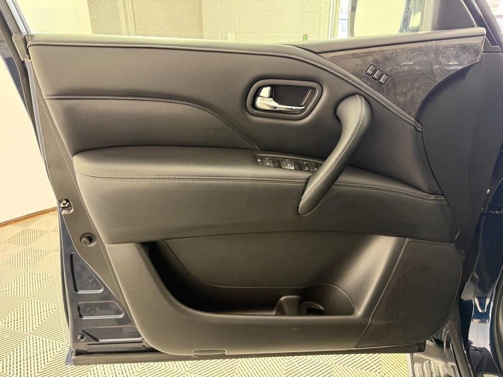 Used 2024 INFINITI QX80 Luxe image 16