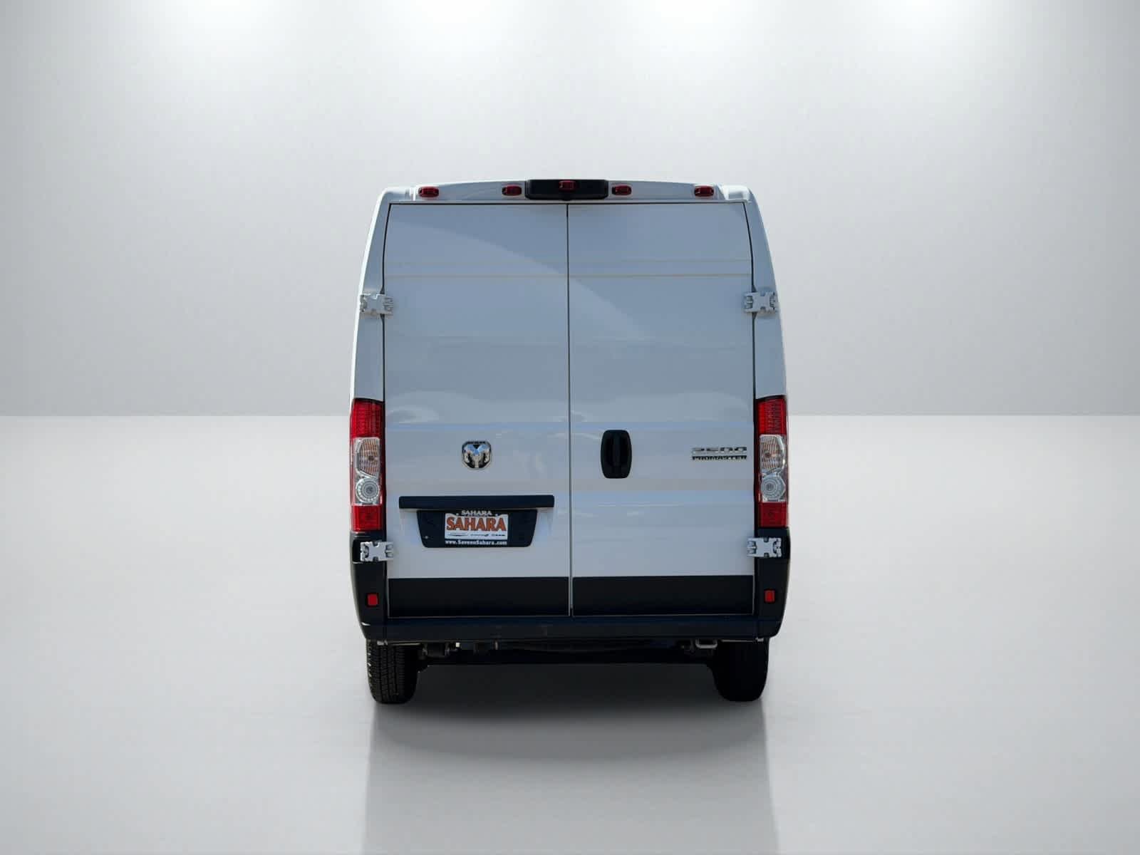 Used 2025 RAM ProMaster 2500 w/ Convenience Group FWD image 5