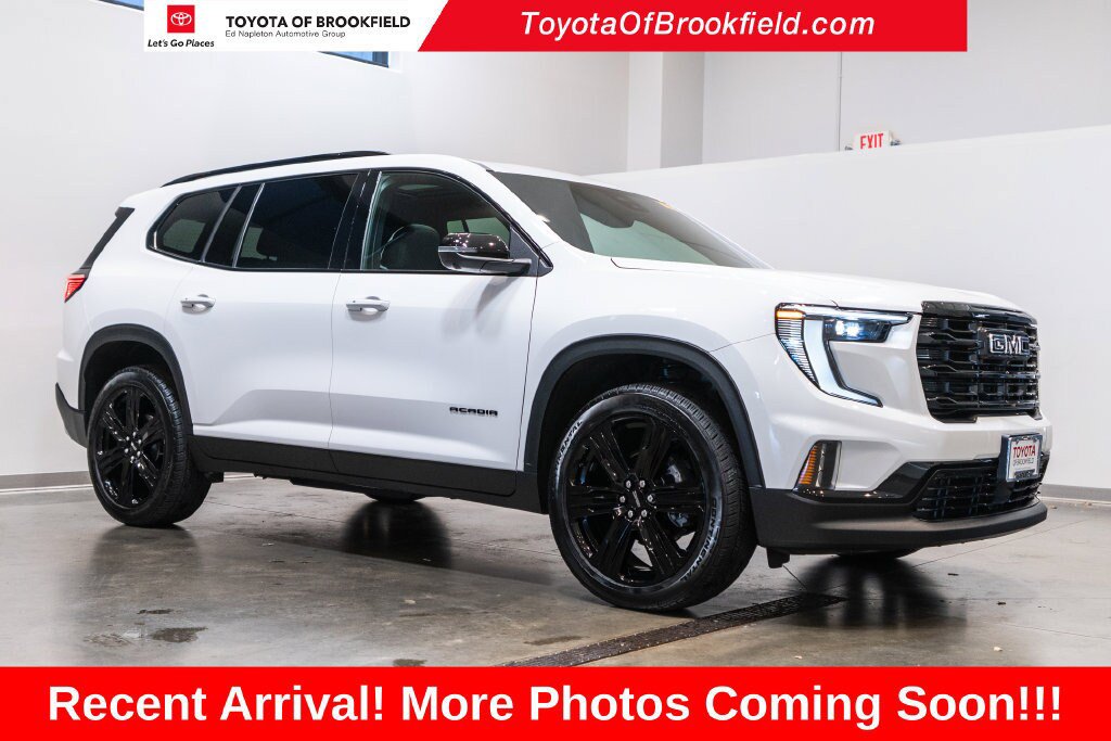 Used 2026 GMC Acadia Elevation w/ Black Edition