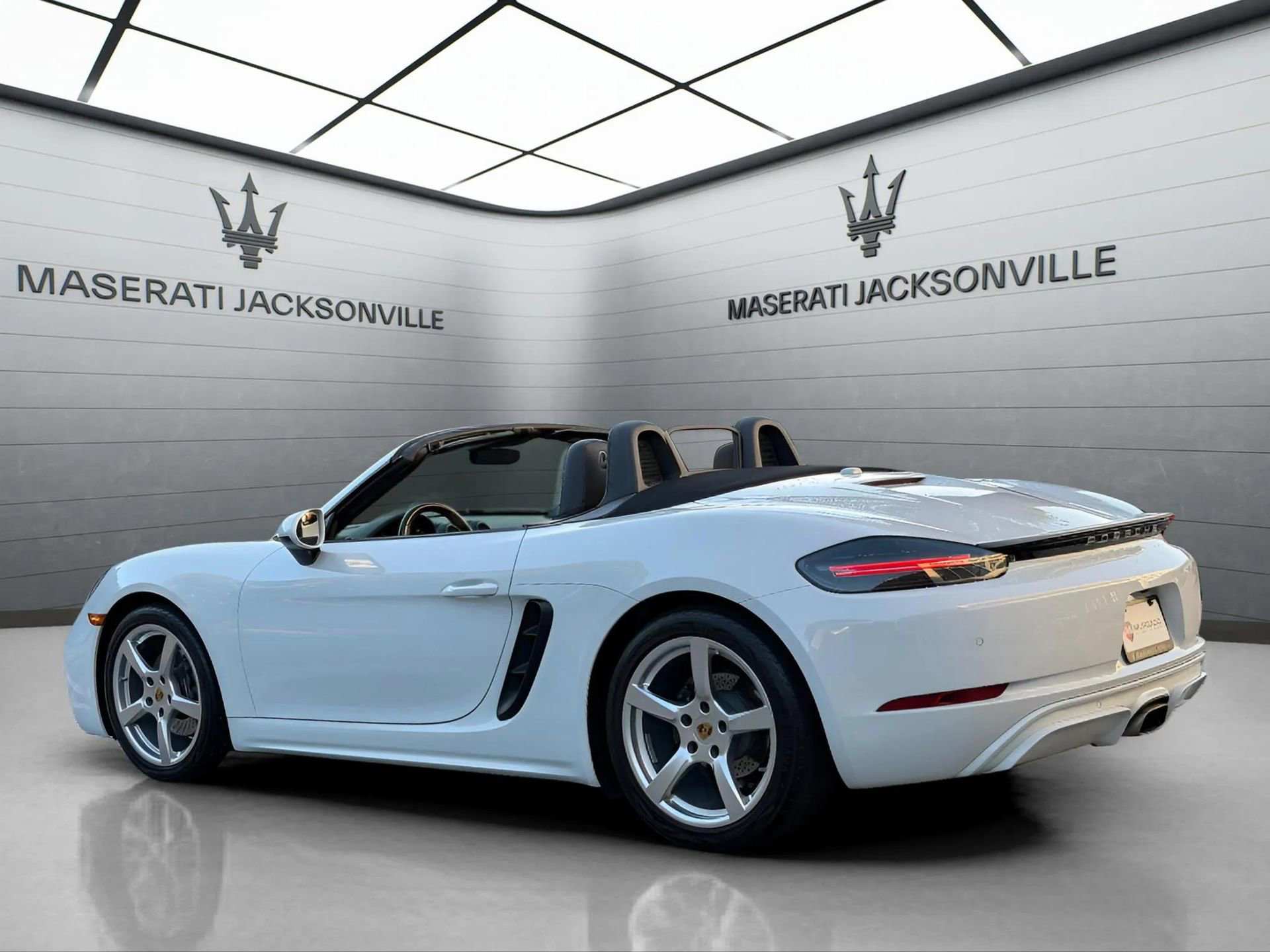 Used 2022 Porsche 718 Boxster image 12