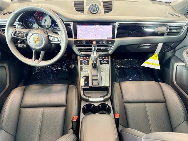 Certified 2026 Porsche Macan Turbo AWD/4WD image 20