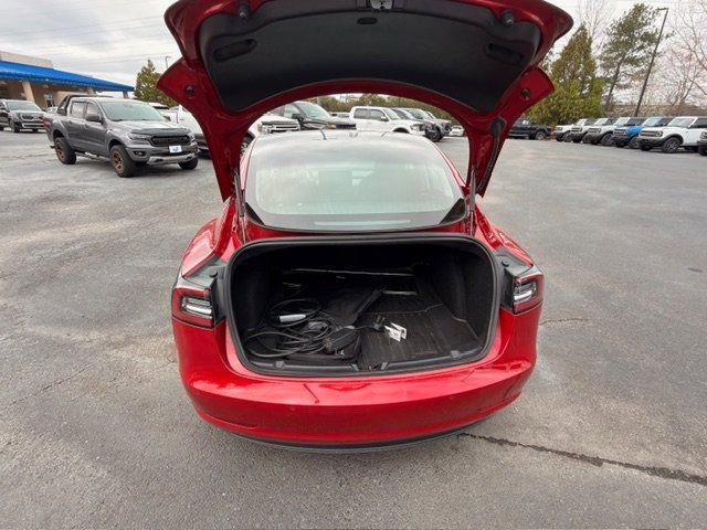 Used 2018 Tesla Model 3 Long Range image 16