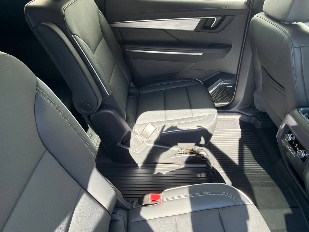 Used 2025 Buick Enclave Preferred w/ LPO, Floor Liner Package FWD image 26