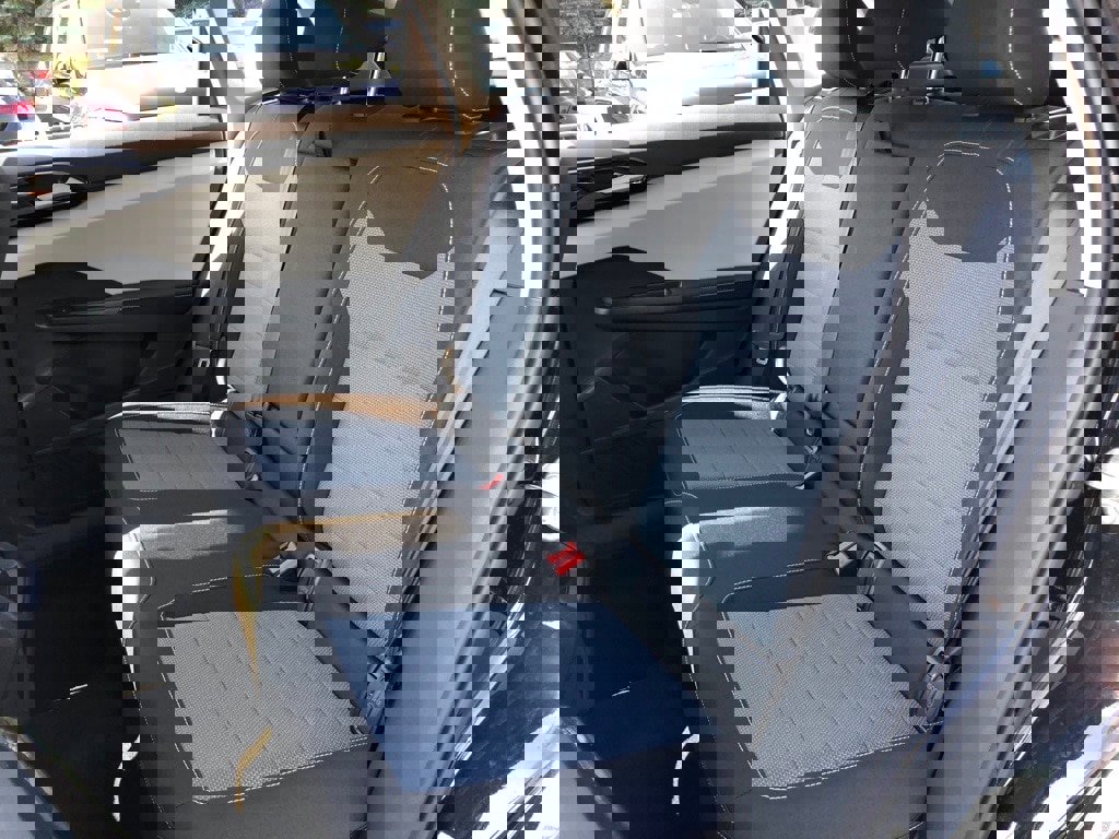 New 2025 Volkswagen Taos S image 28