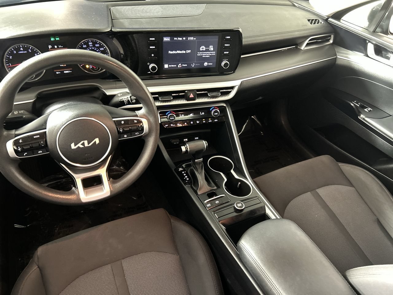 Used 2022 Kia K5 LXS FWD image 23