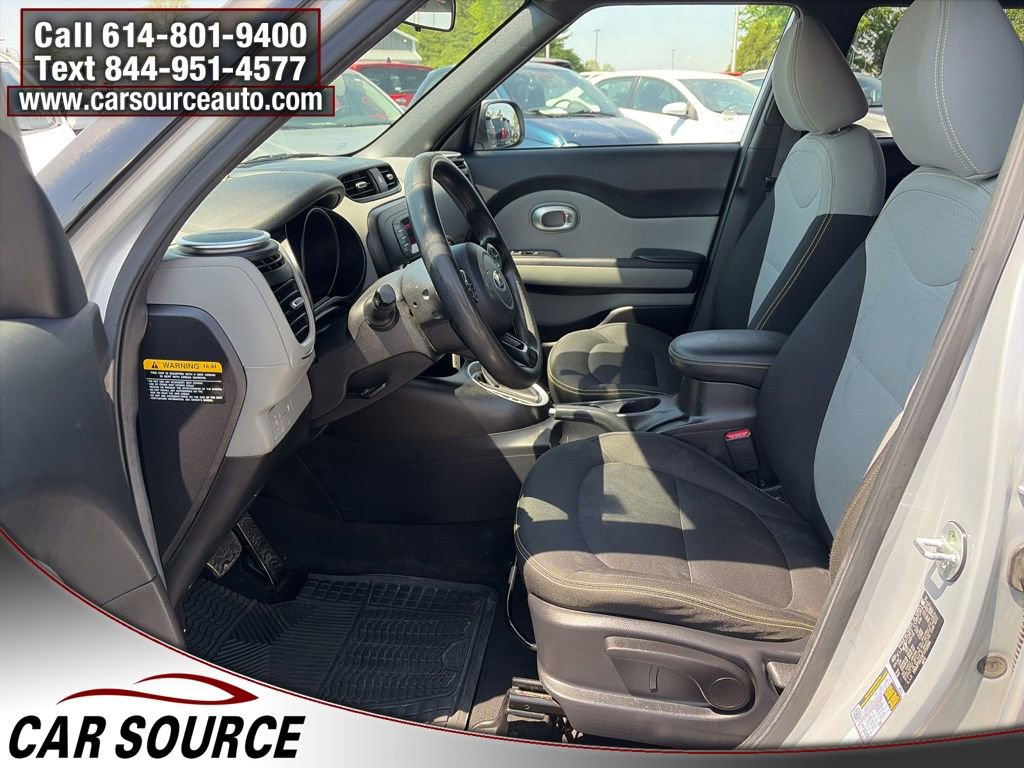 Used 2015 Kia Soul + FWD image 14
