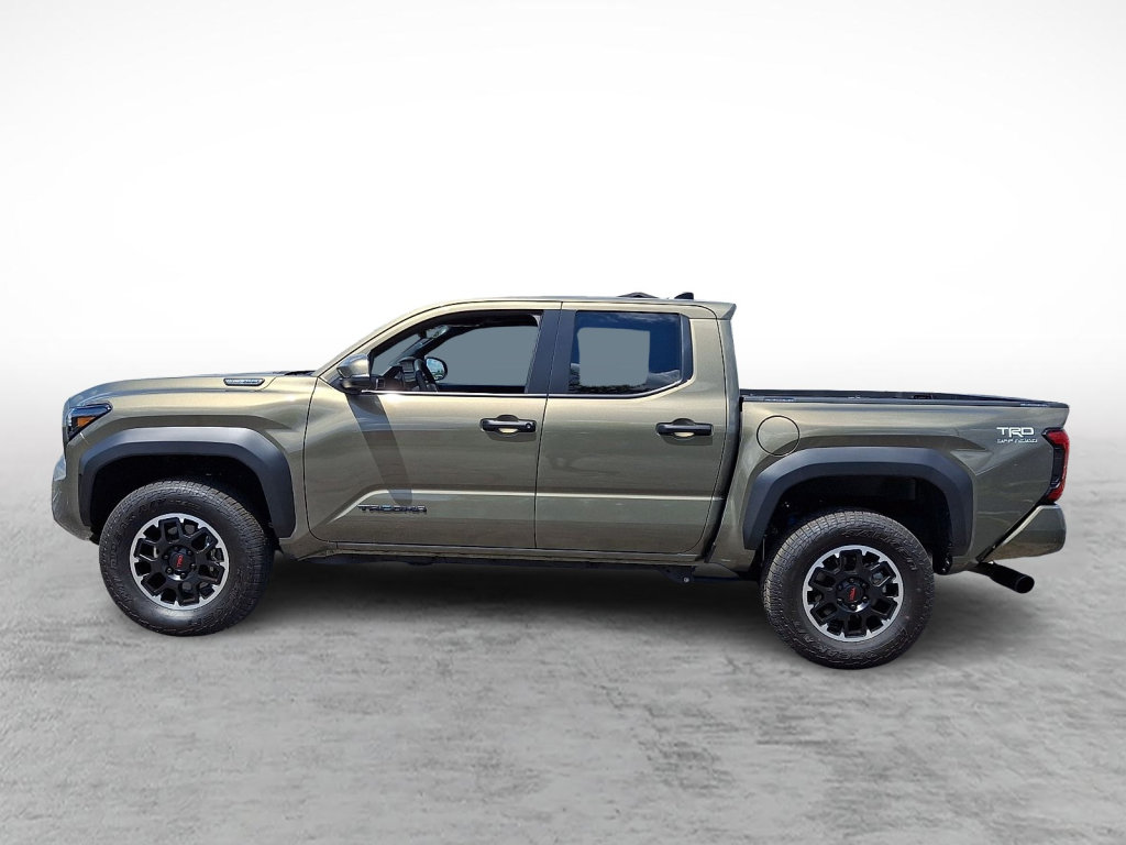 Used 2026 Toyota Tacoma TRD Off-Road w/ TRD Off Road Upgrade Package AWD/4WD image 2