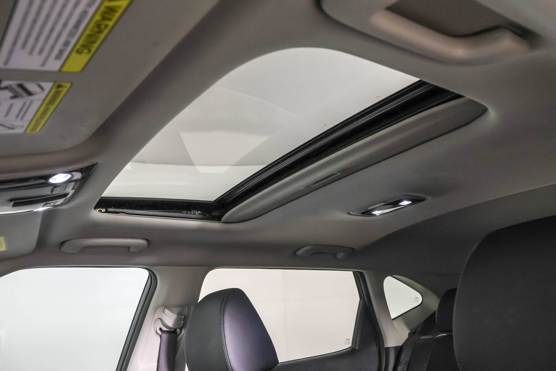 Used 2024 Kia Seltos SX w/ SX Sunroof Package image 13