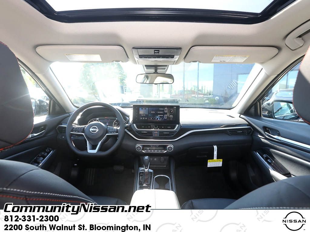 New 2025 Nissan Altima 2.5 SR w/ SR Premium Package image 20