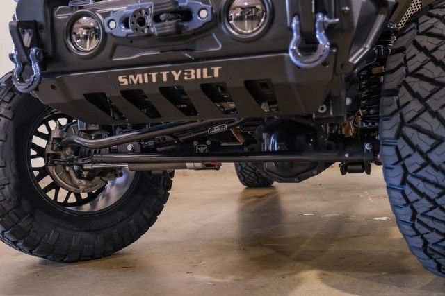 Used 2025 Jeep Gladiator Sport AWD/4WD image 24