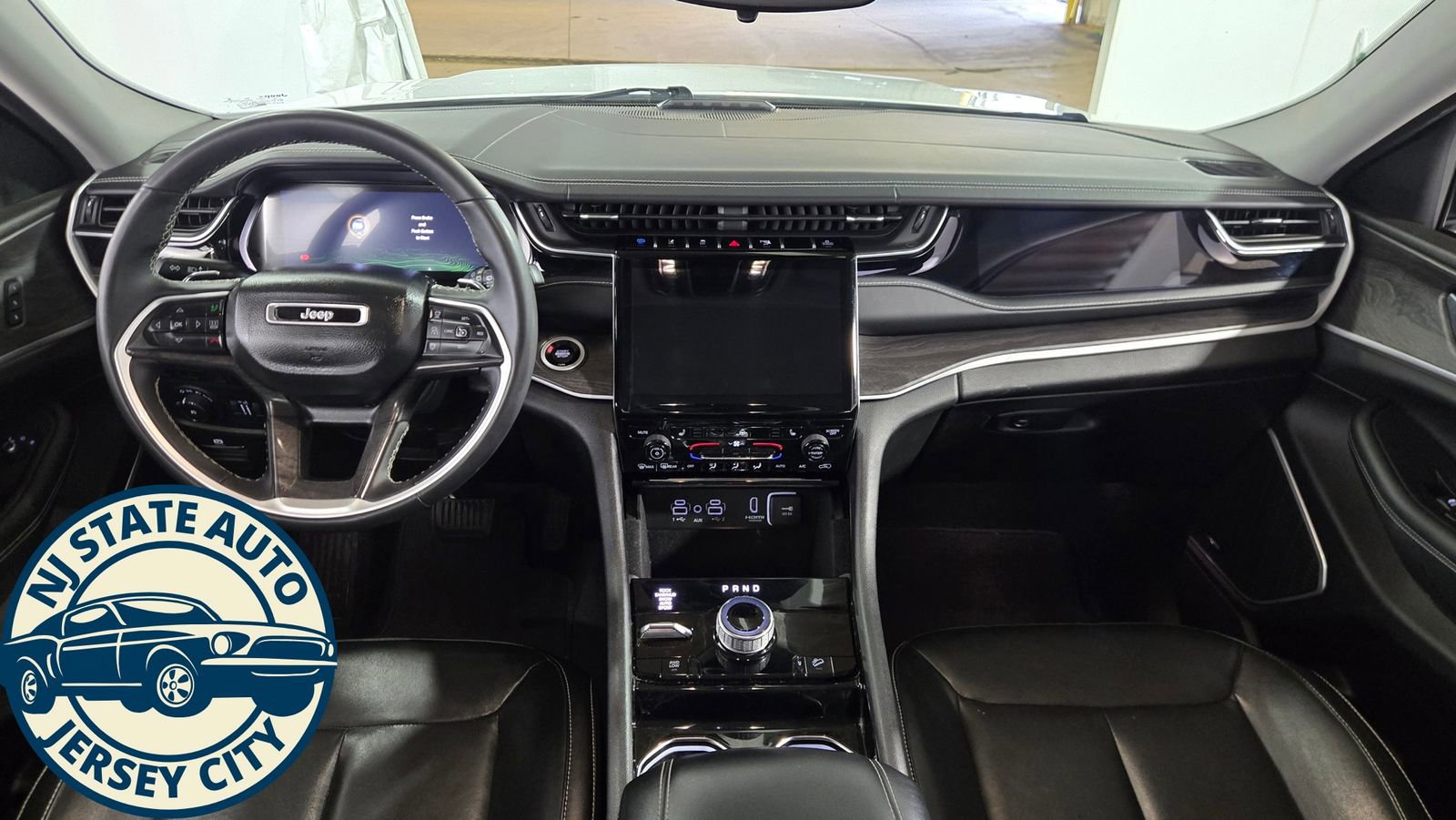 Used 2022 Jeep Grand Cherokee Limited 4xe image 35