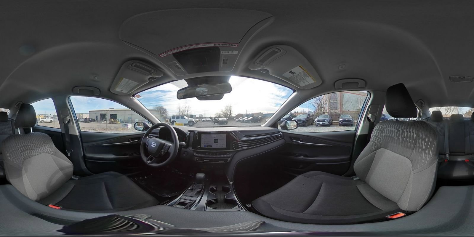 Used 2025 Toyota Camry LE image 41