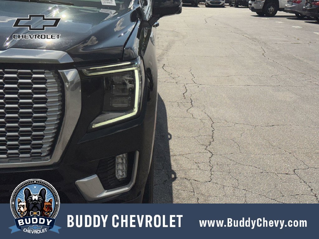Used 2023 GMC Yukon XL Denali AWD/4WD image 10