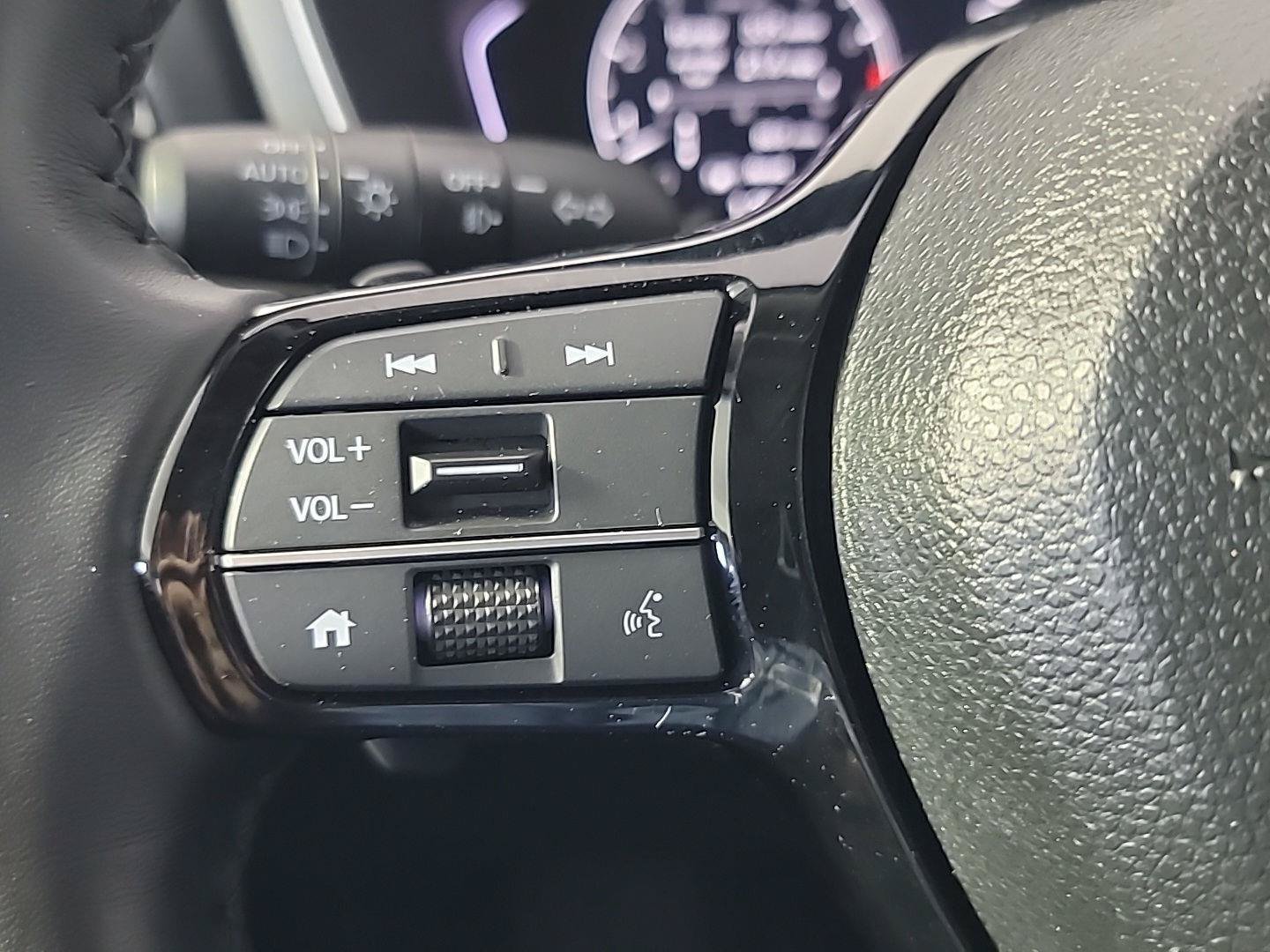 Certified 2025 Honda Pilot EX-L image 27