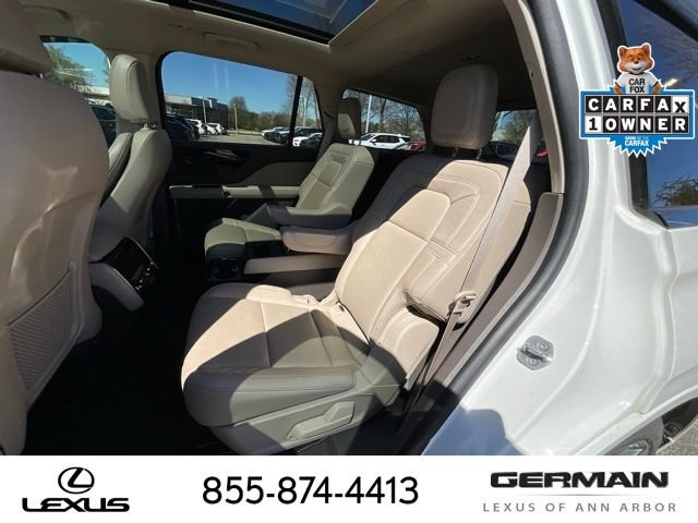 Used 2023 Lincoln Aviator Reserve w/ Equipment Group 201A AWD/4WD image 12
