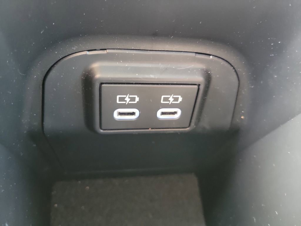 Used 2024 Toyota RAV4 LE image 24