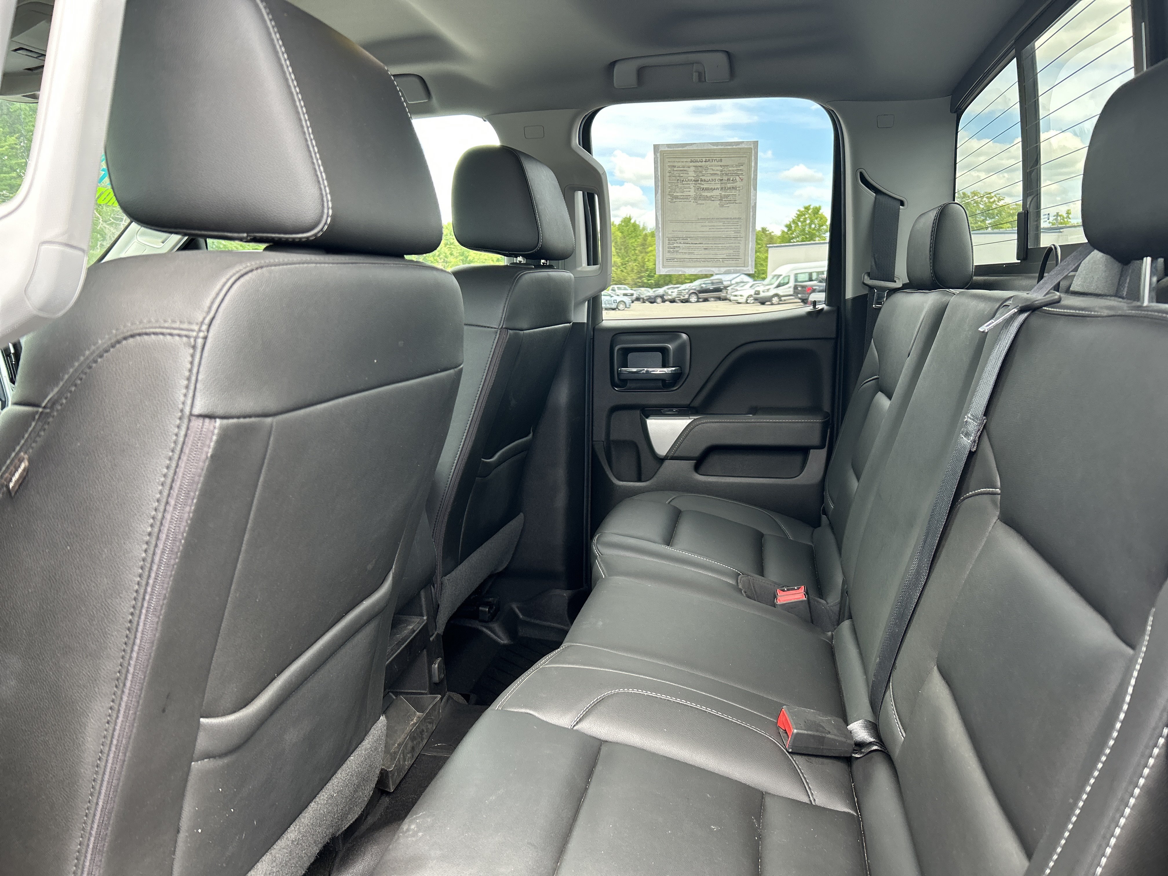 Used 2018 Chevrolet Silverado 1500 LT w/ Midnight Edition AWD/4WD image 10