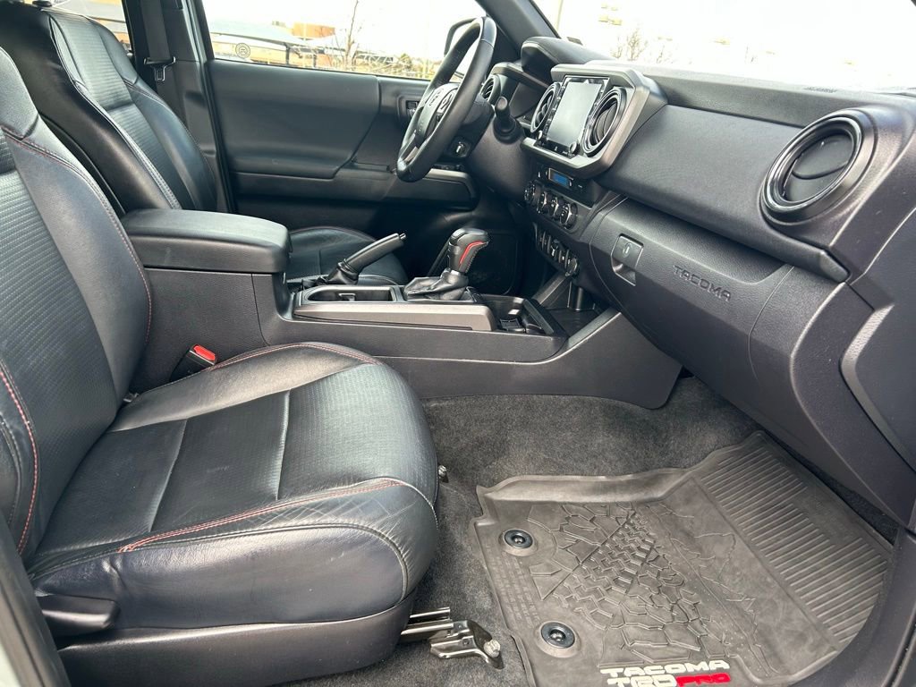 Used 2021 Toyota Tacoma TRD Pro AWD/4WD image 30