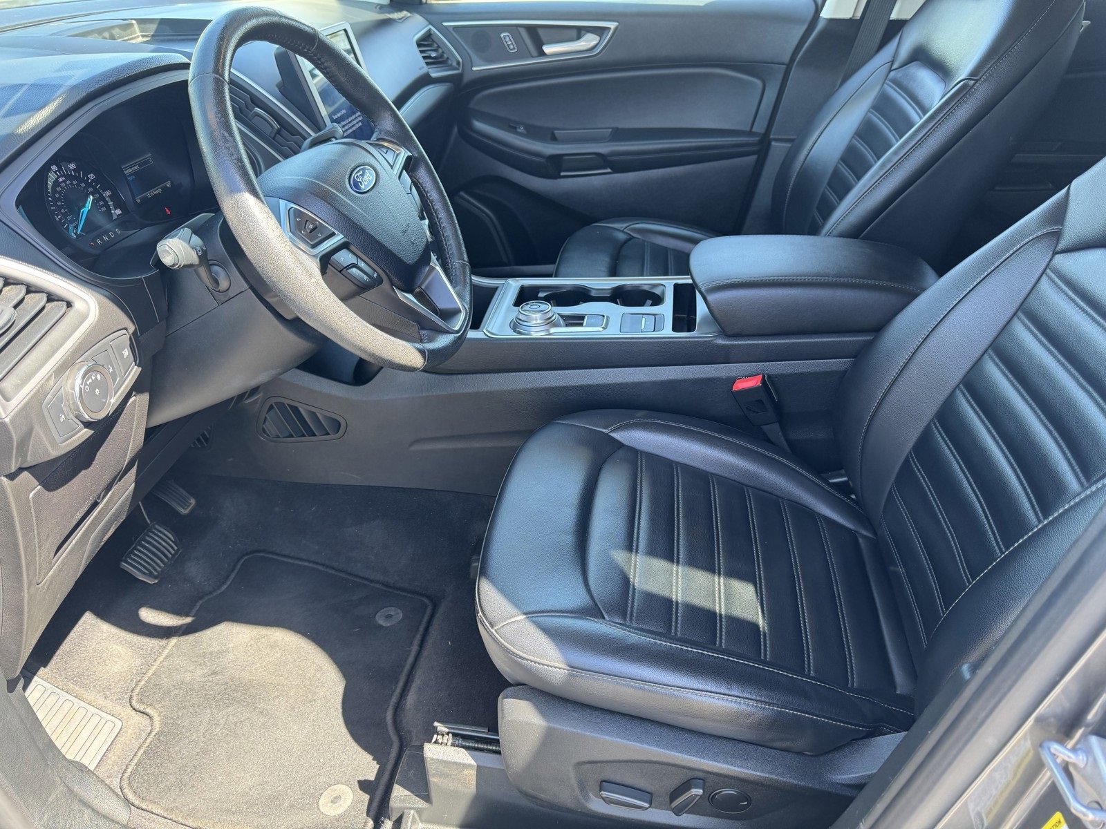 Used 2022 Ford Edge SEL image 14