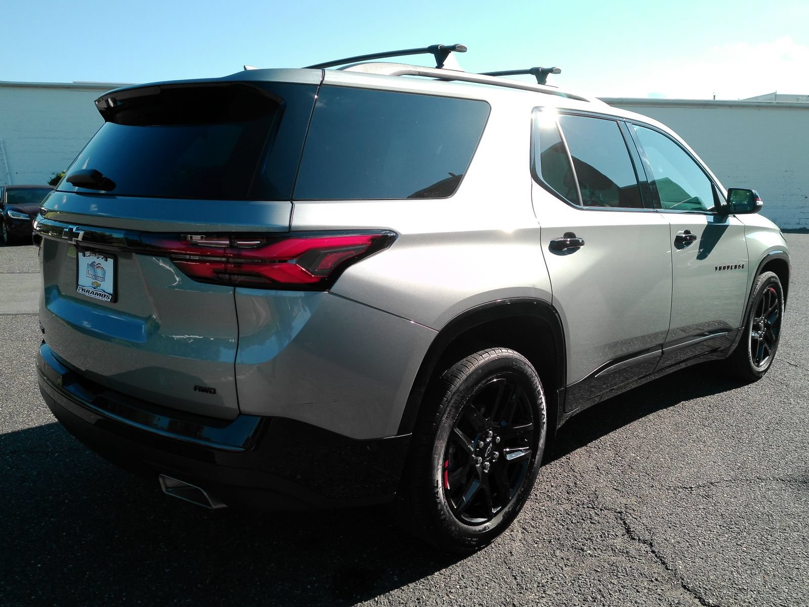 Certified 2023 Chevrolet Traverse Premier w/ Redline Edition AWD/4WD image 6