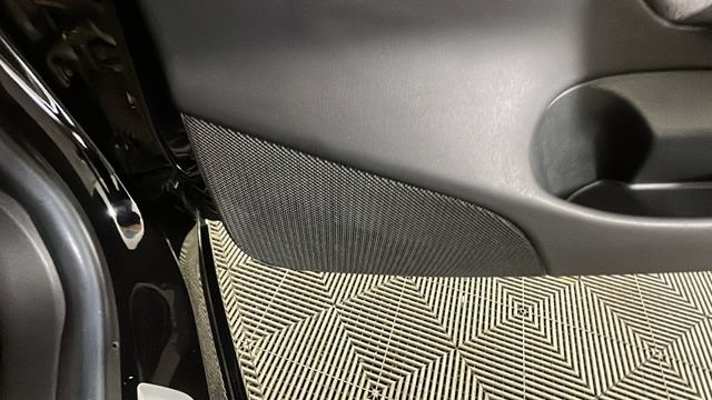 Used 2018 Tesla Model 3 Long Range RWD image 31