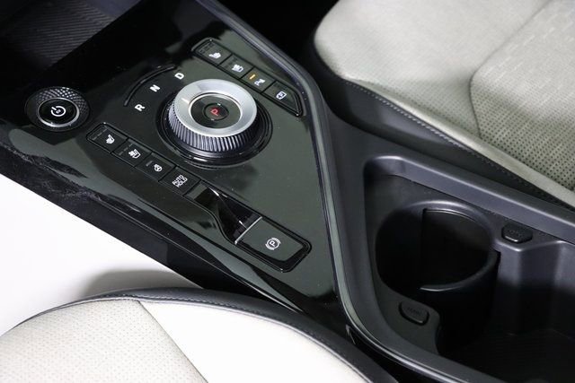 Used 2023 Kia Niro Wave image 18