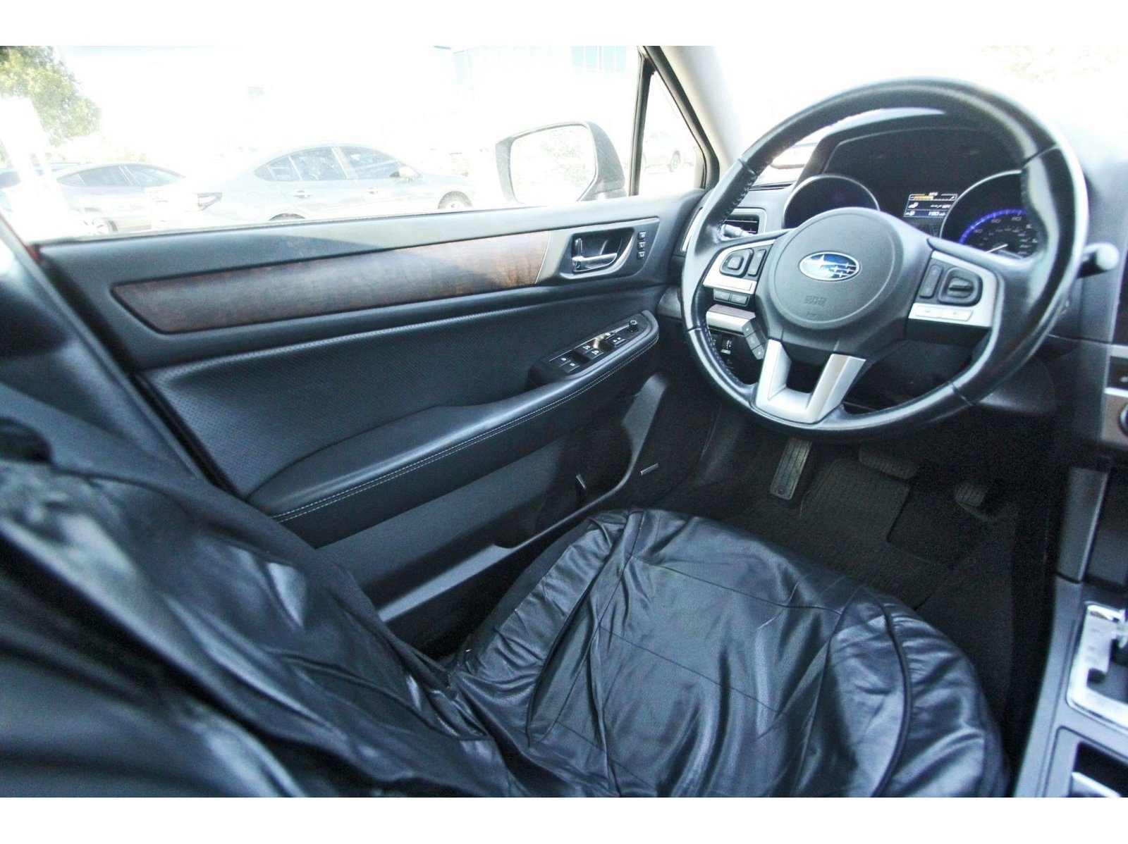 Used 2016 Subaru Outback 2.5i Limited AWD/4WD image 8